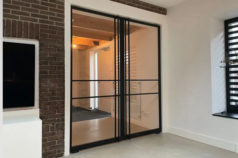 binnen deur van staal
